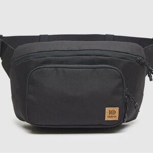 Tentree Black Discovery hip pack